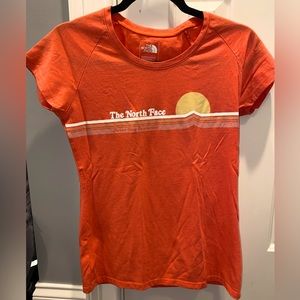 Women’s Small North Face T-Shirt “Never Stop Exploring”